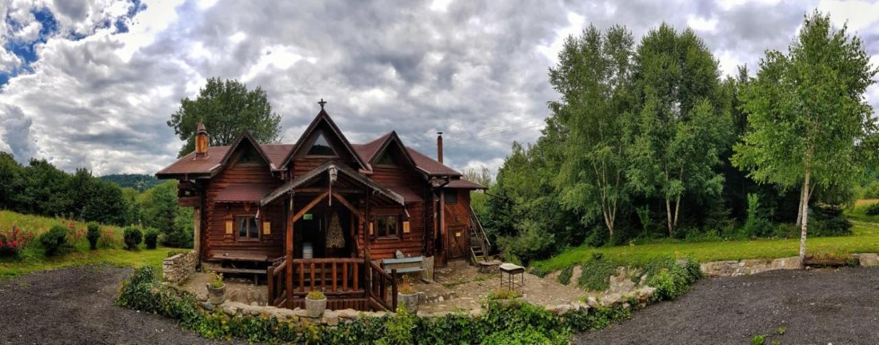 Cabana Vanatorului ริชนอฟ ภายนอก รูปภาพ