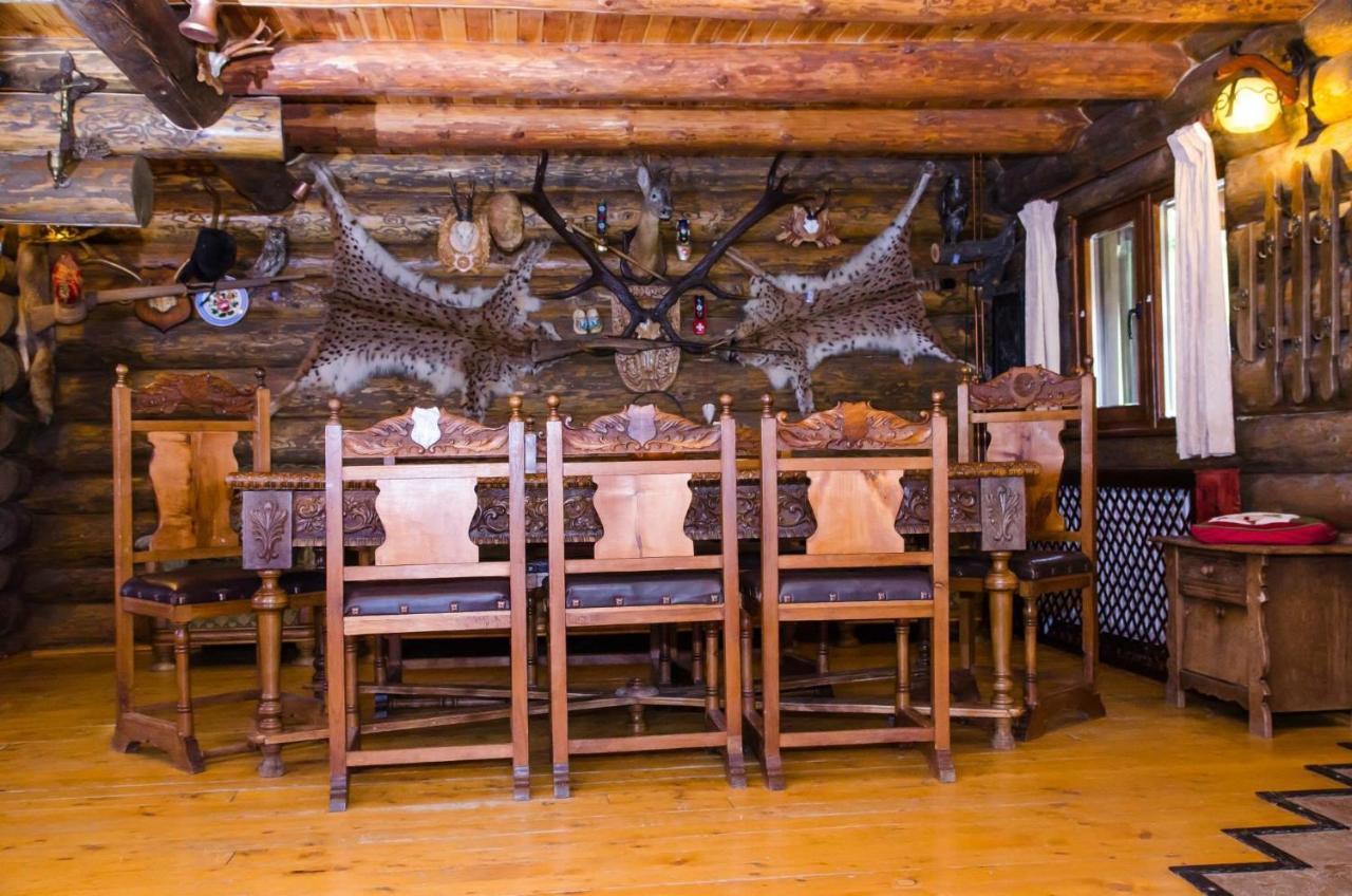 Cabana Vanatorului ริชนอฟ ภายนอก รูปภาพ